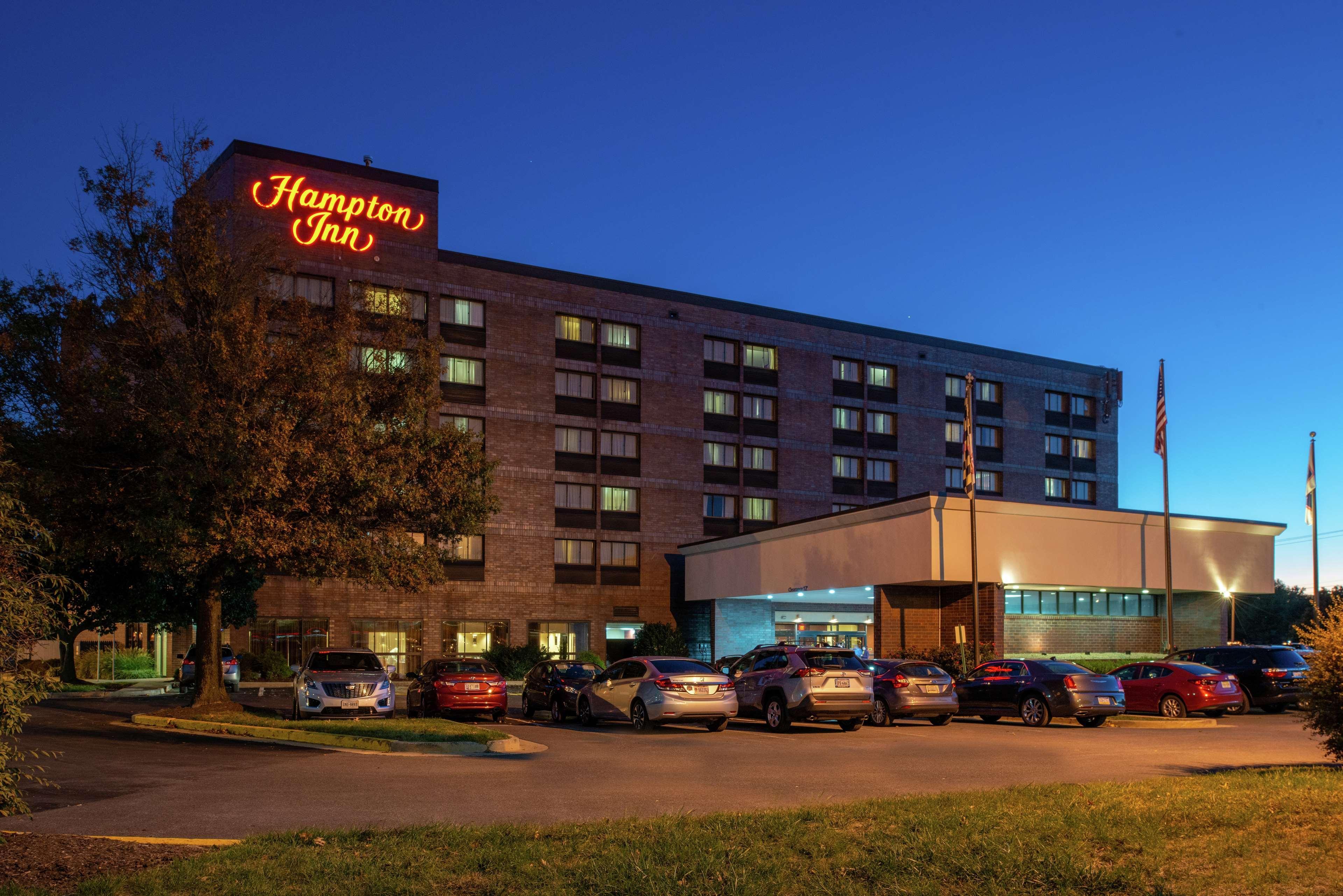 Hampton Inn Frederick Exterior photo